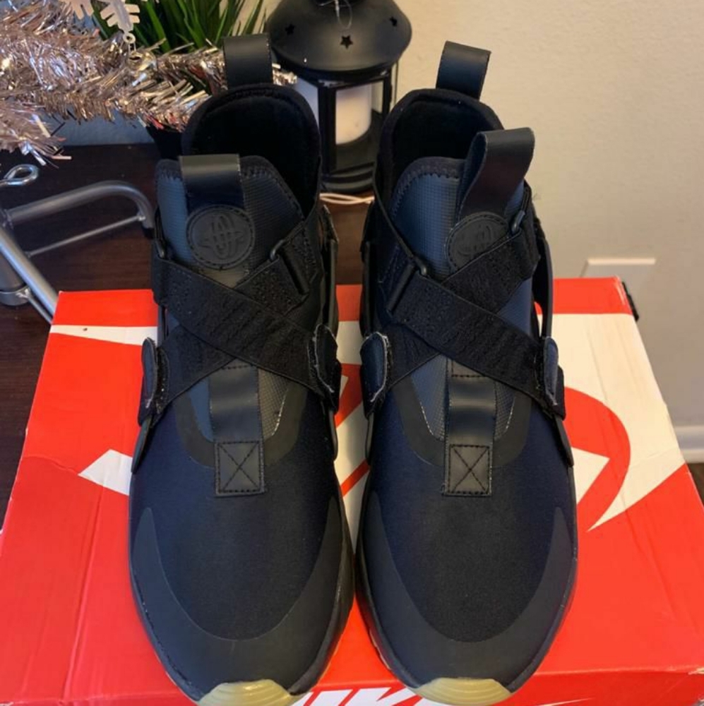 Nike shoes